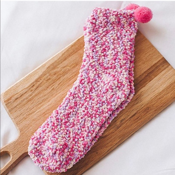 NEW! Cupcake Pom Pom Fuzzy Socks - Picture 3 of 7